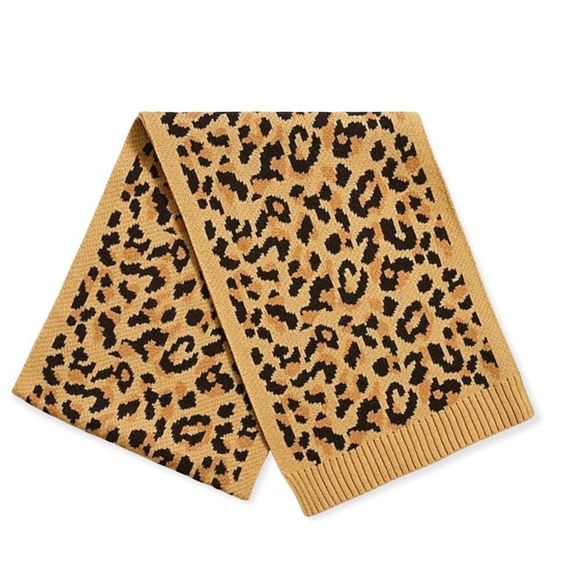 J Crew Leopard Winter Scarf NWT Only 2 Left Soft Not wool - Picture 3 of 3